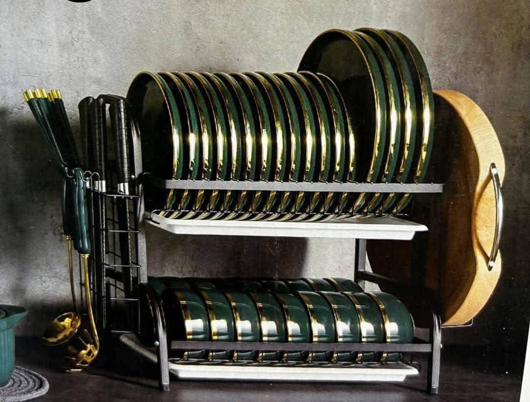 مطبقية ورشاقة سكاكيين