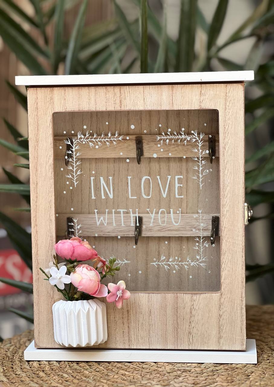 علبة مفاتيح ديكور