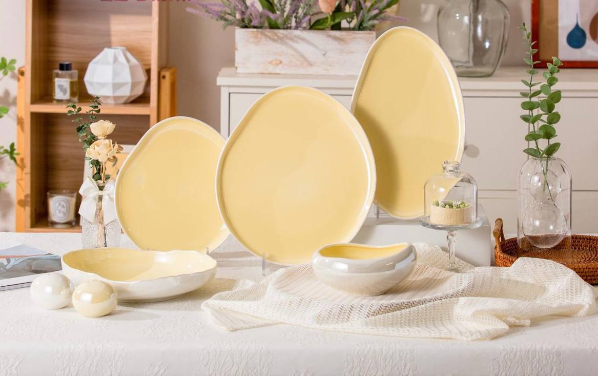 طقم العشا التريندي " المشروم ، لاستر لامع  الطقم 27 قطعة