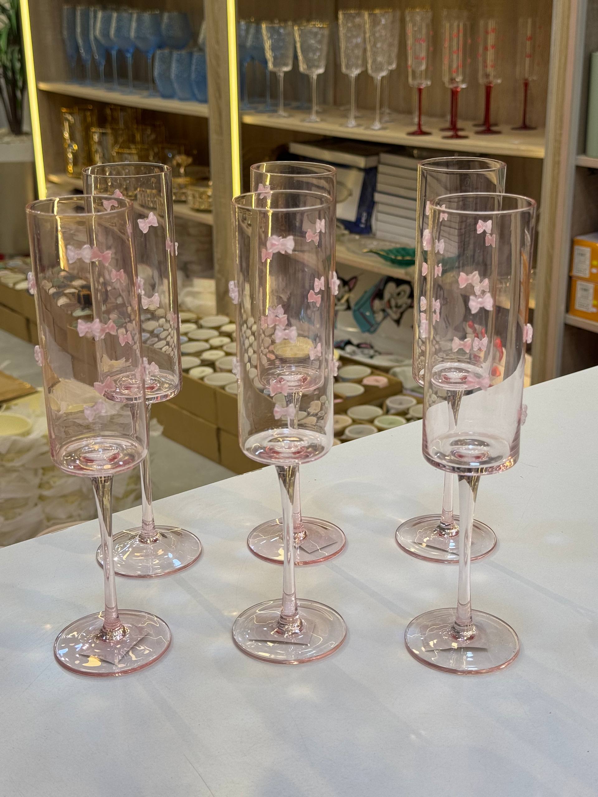 طقم كاسات فيونكة 6 قطعة