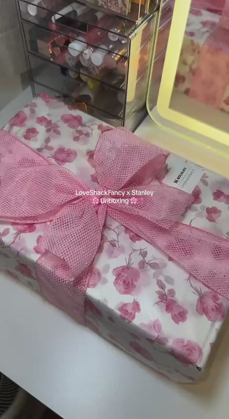 كب استالس مع البوكس الخاص بيه